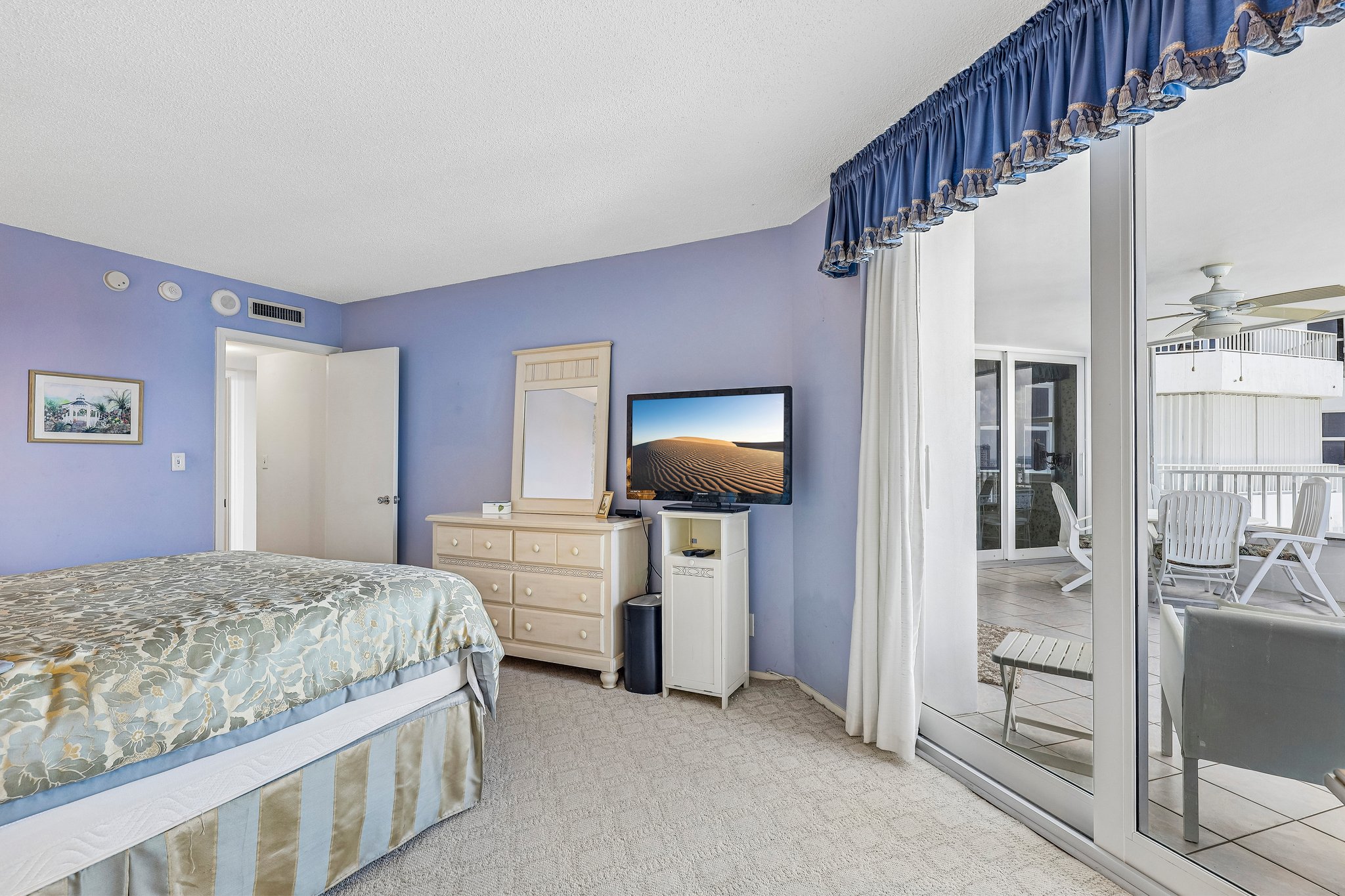 Second bedroom