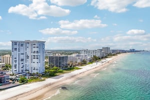 Amazing location with views over the top of buildings to the north