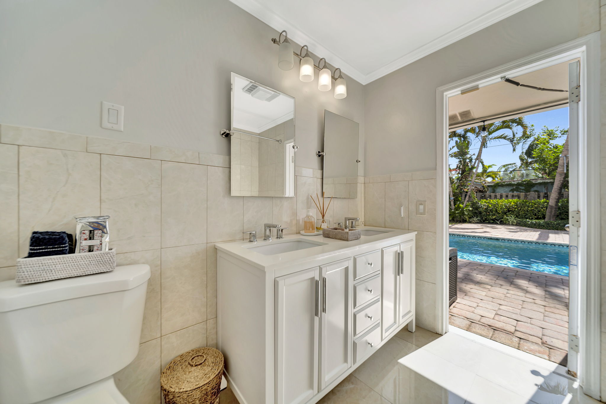 2200 N Ocean Blvd, Fort Lauderdale, FL 33305, USA Photo 18