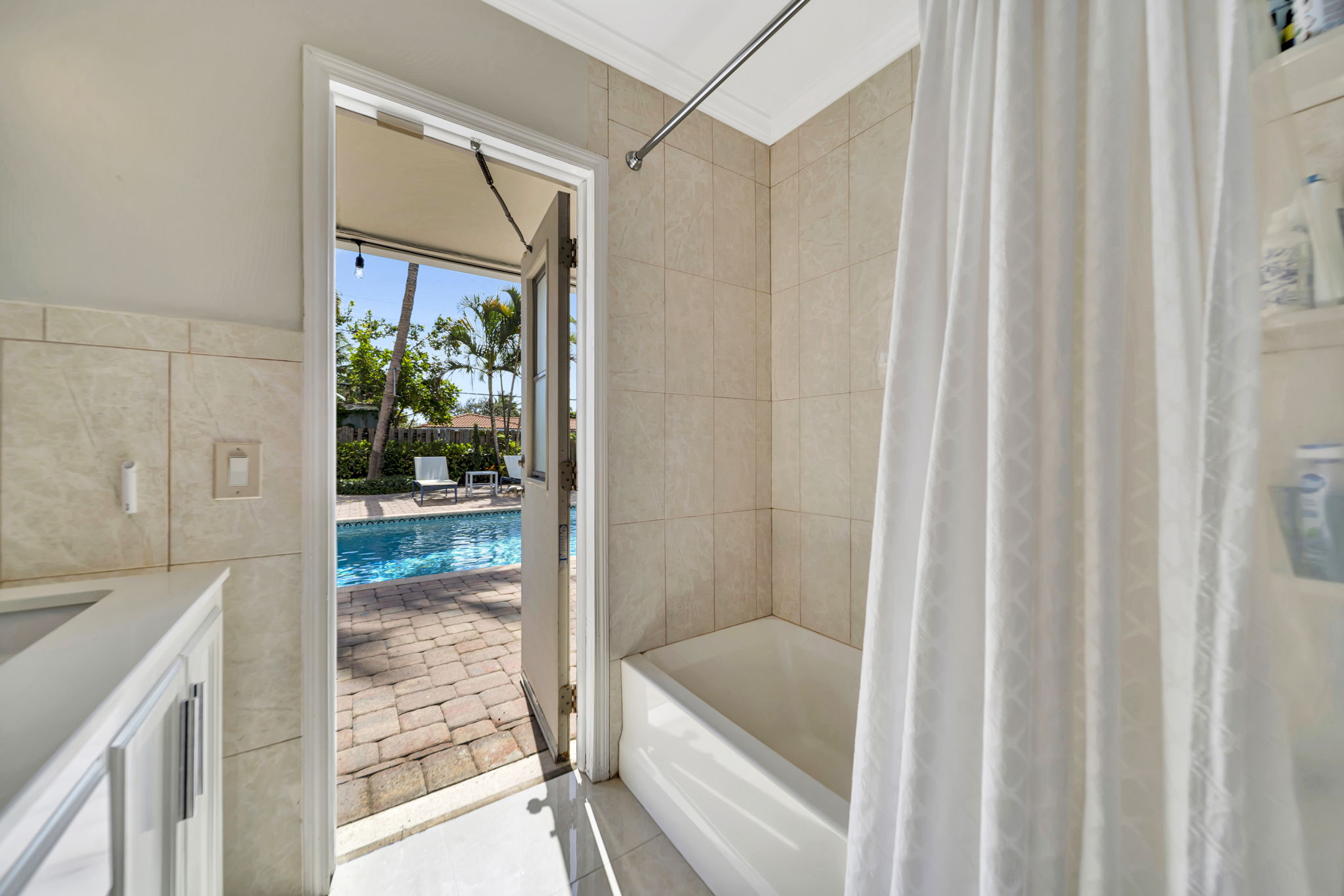2200 N Ocean Blvd, Fort Lauderdale, FL 33305, USA Photo 19