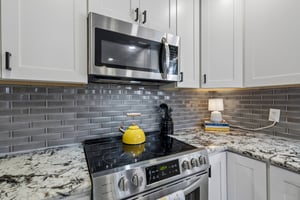 13401 Inverness Ave_022.jpg