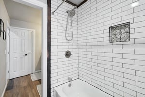 13401 Inverness Ave_037.jpg