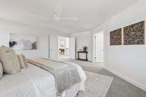 085.jpg