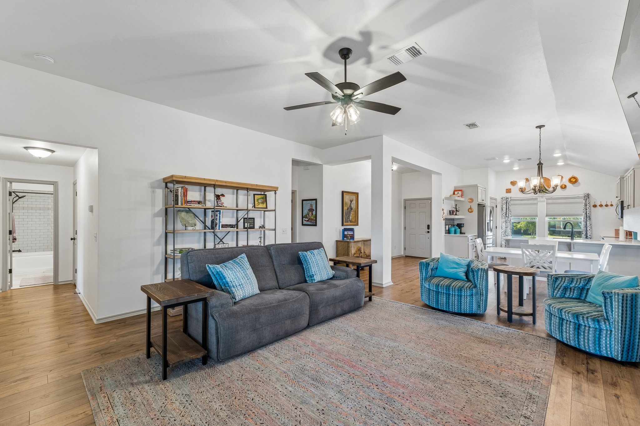13408 Grass Plain Ave_009.jpg