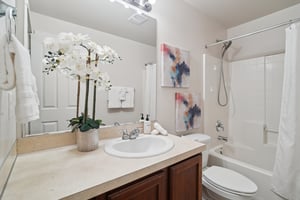52nd St-S2606-015.jpg
