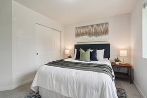 52nd St-S2606-017.jpg