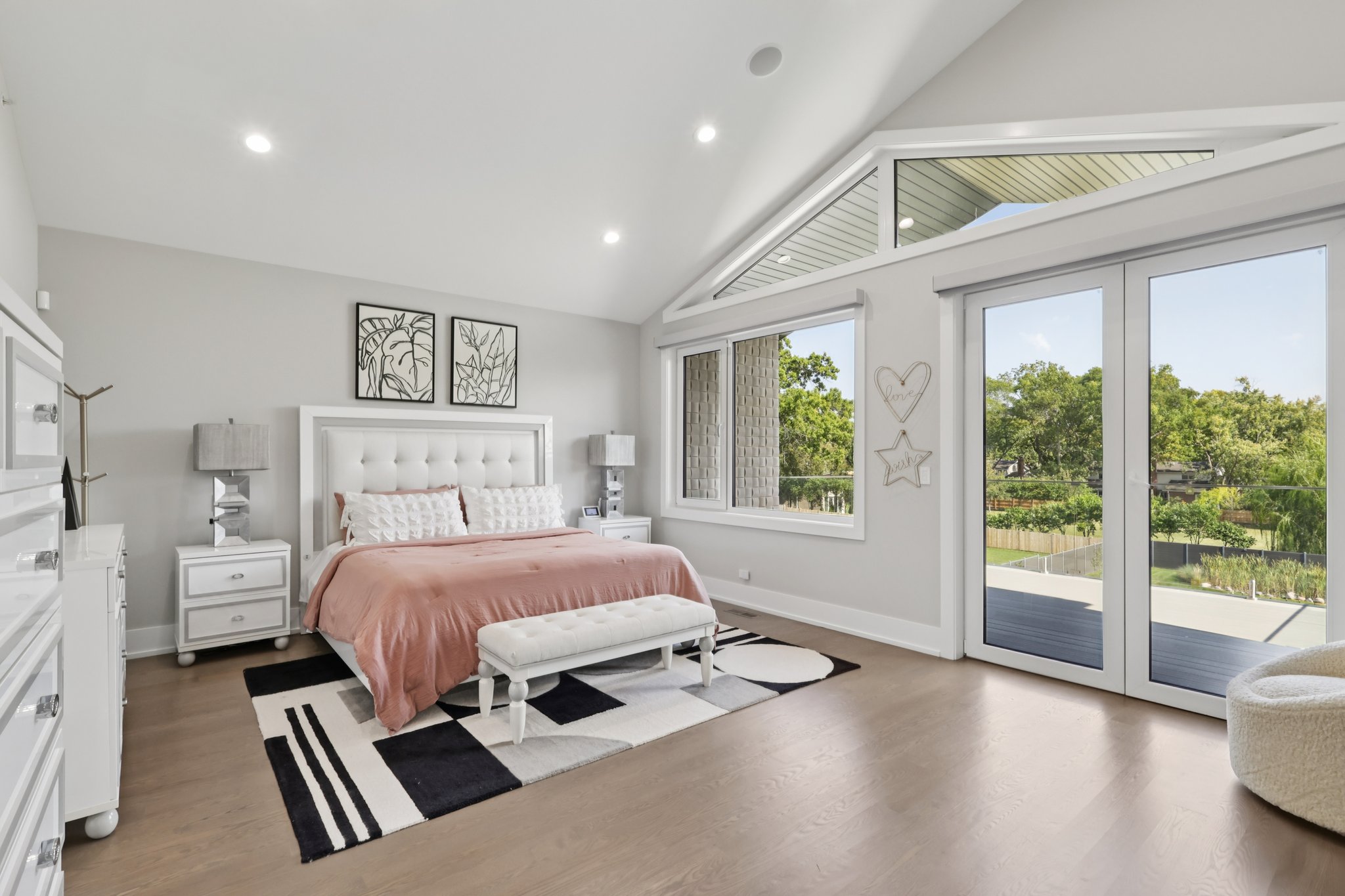 Pfingsten Rd-0410-023.jpg