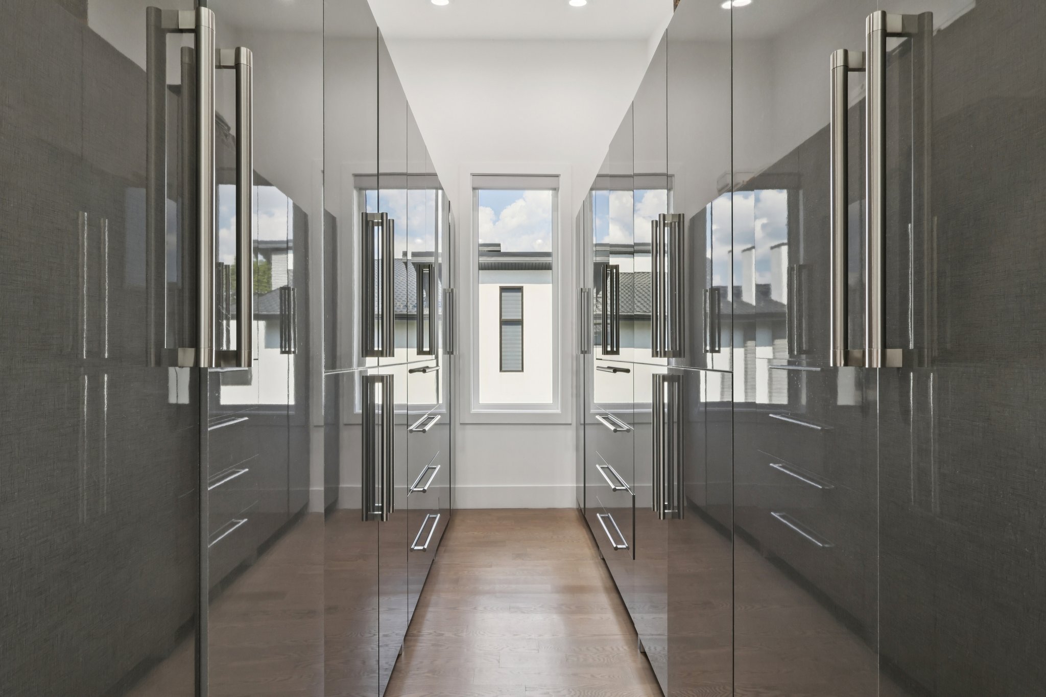 Pfingsten Rd-0410-029.jpg