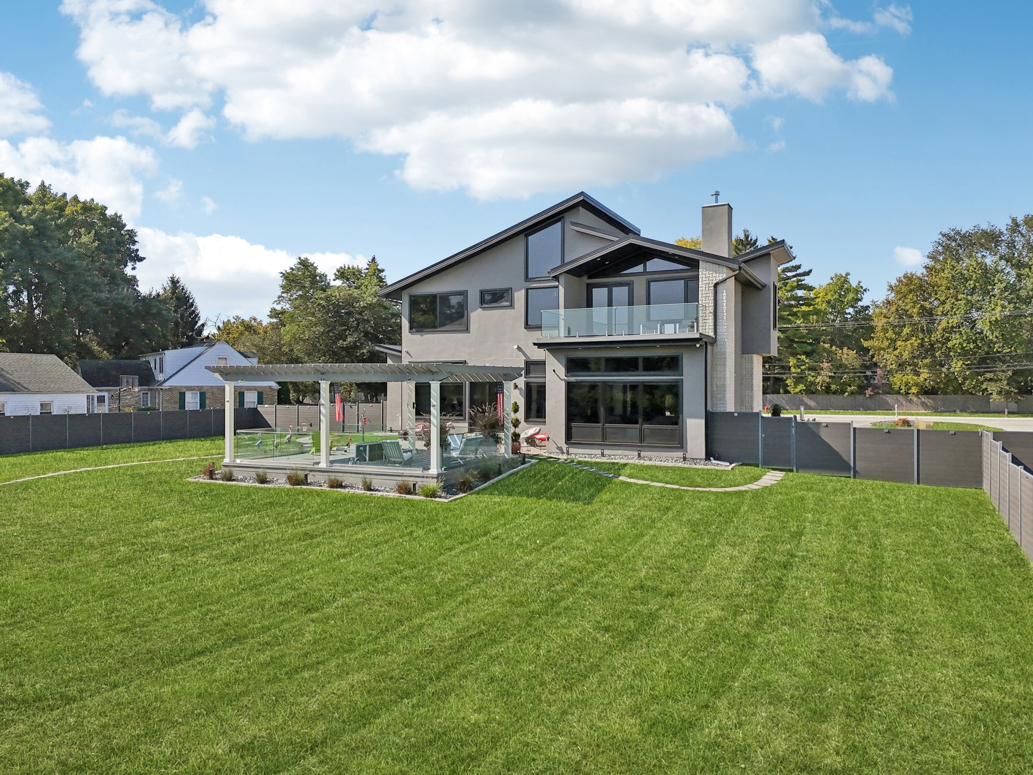 Pfingsten Rd-0410-066.jpg