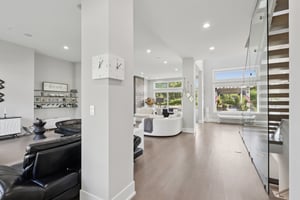 Pfingsten Rd-0410-006.jpg