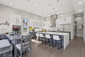 Pfingsten Rd-0410-012.jpg