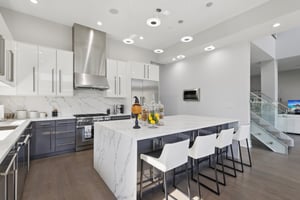 Pfingsten Rd-0410-015.jpg