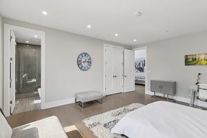 Pfingsten Rd-0410-035.jpg