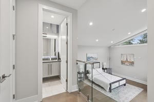 Pfingsten Rd-0410-037.jpg
