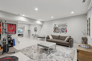 Pfingsten Rd-0410-043.jpg