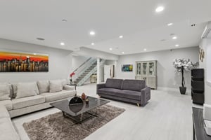 Pfingsten Rd-0410-048.jpg