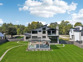 Pfingsten Rd-0410-065.jpg