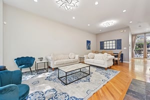 S Indiana Ave D-L2709-008.jpg