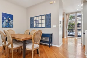 S Indiana Ave D-L2709-011.jpg
