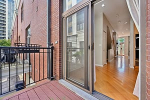 S Indiana Ave D-L2709-046.jpg