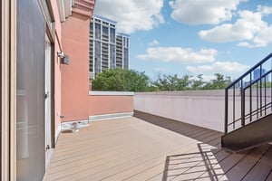 S Indiana Ave D-L2709-048.jpg
