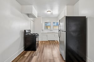 Stanley Ave-S0310-011.jpg