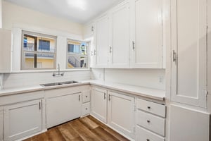 Stanley Ave-S0310-013.jpg