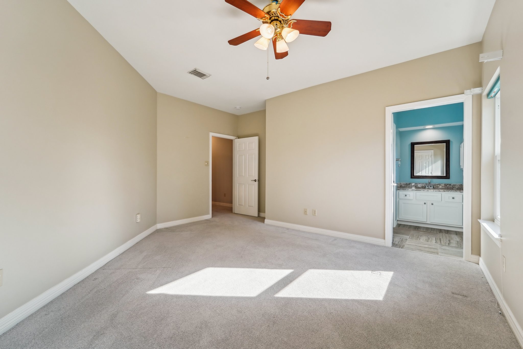 Missarah Ln-056.jpg