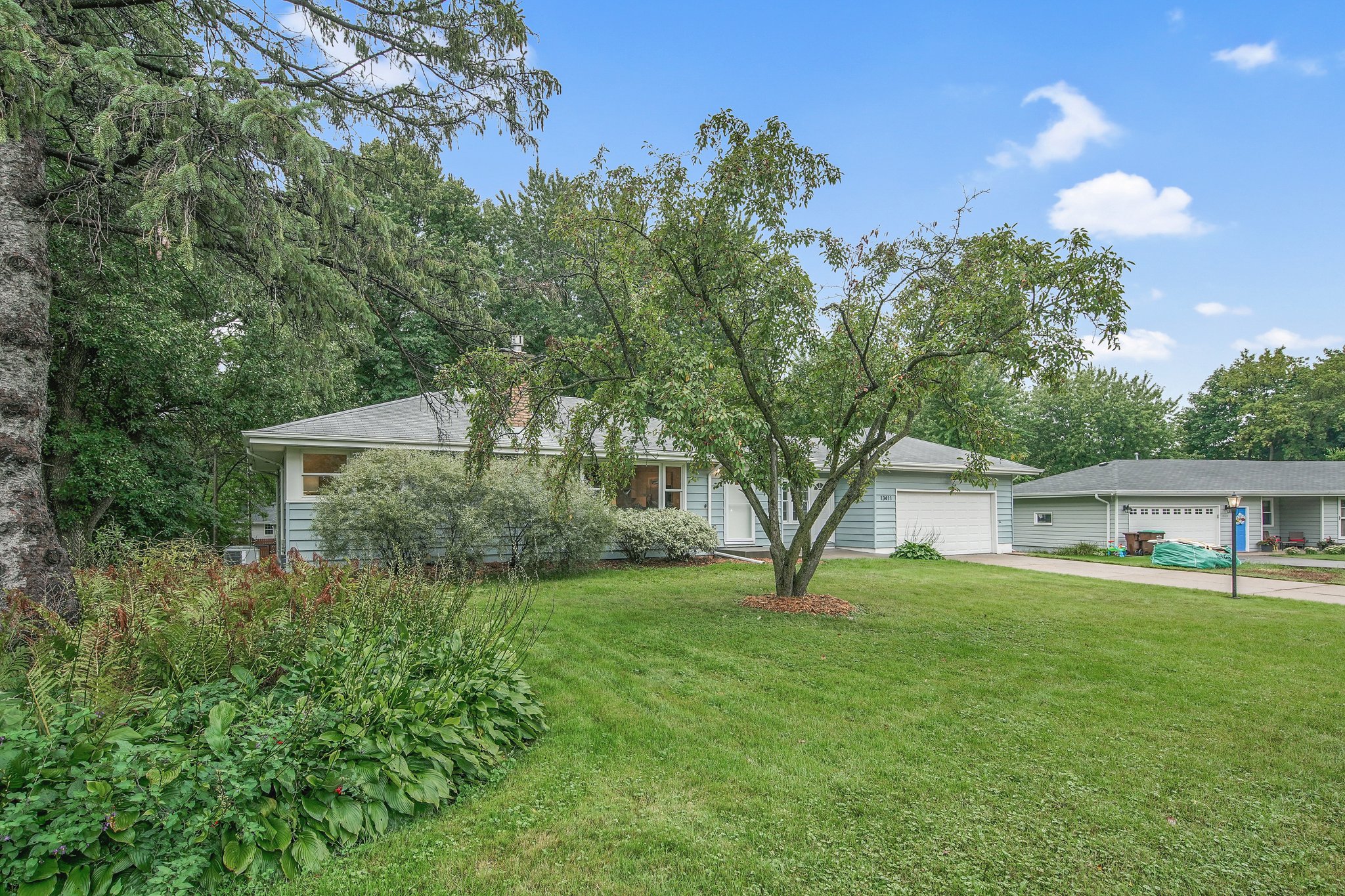 13411 Windyhill Rd, Hopkins, MN 55305 Mint Real Estate Photography