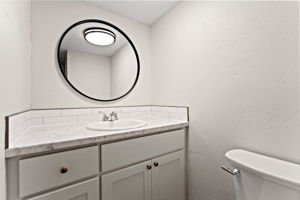  Photo 33