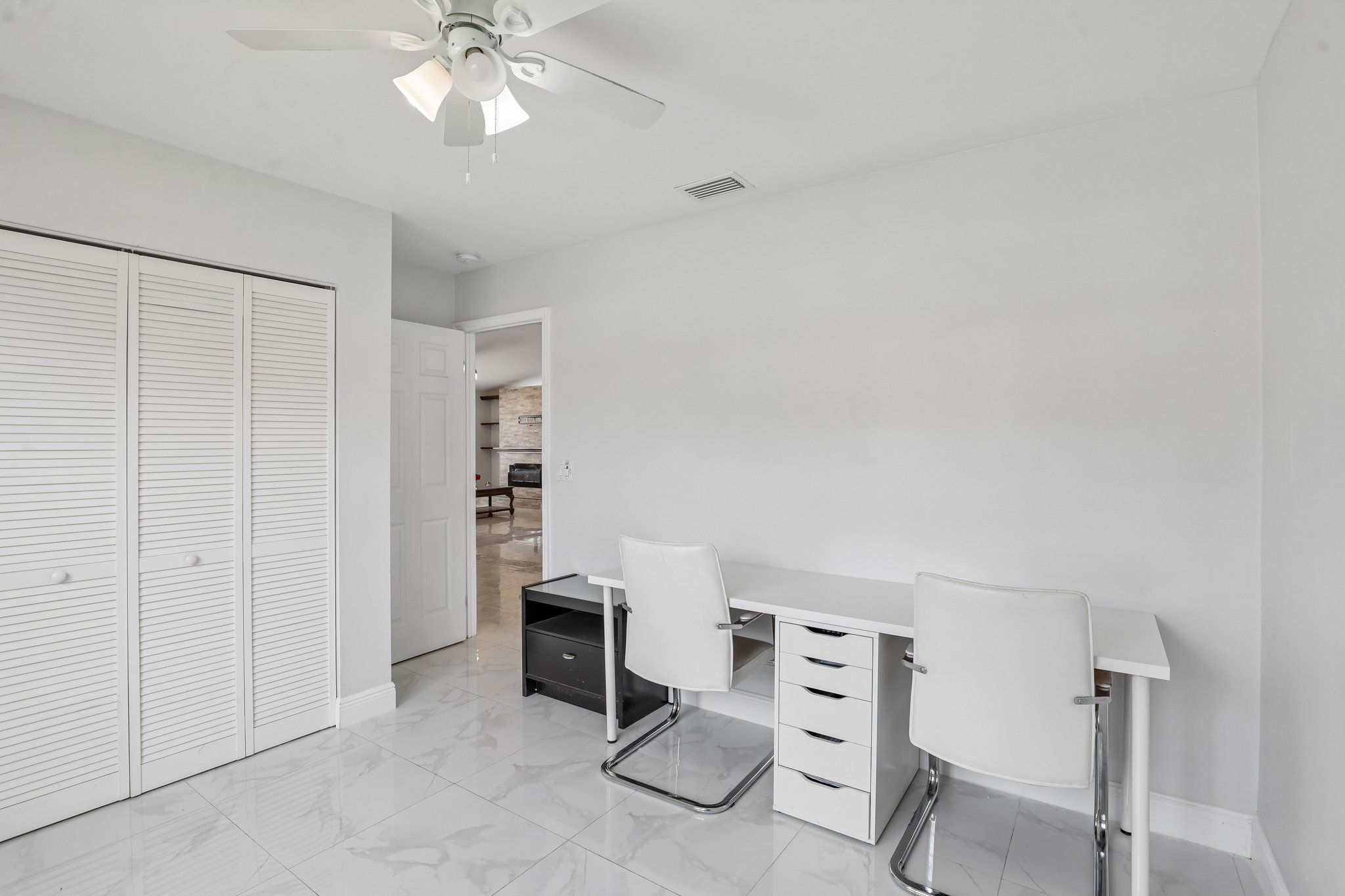 NW 6th Dr-S1907-039.jpg