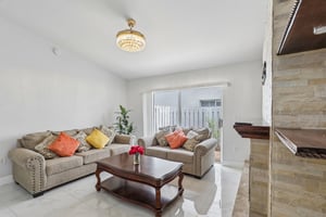 NW 6th Dr-S1907-007.jpg