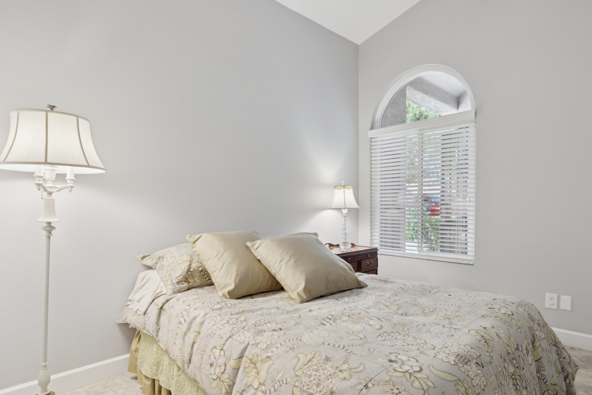 13415 N 92nd Way, Scottsdale, AZ 85260 - 002 (2).jpg