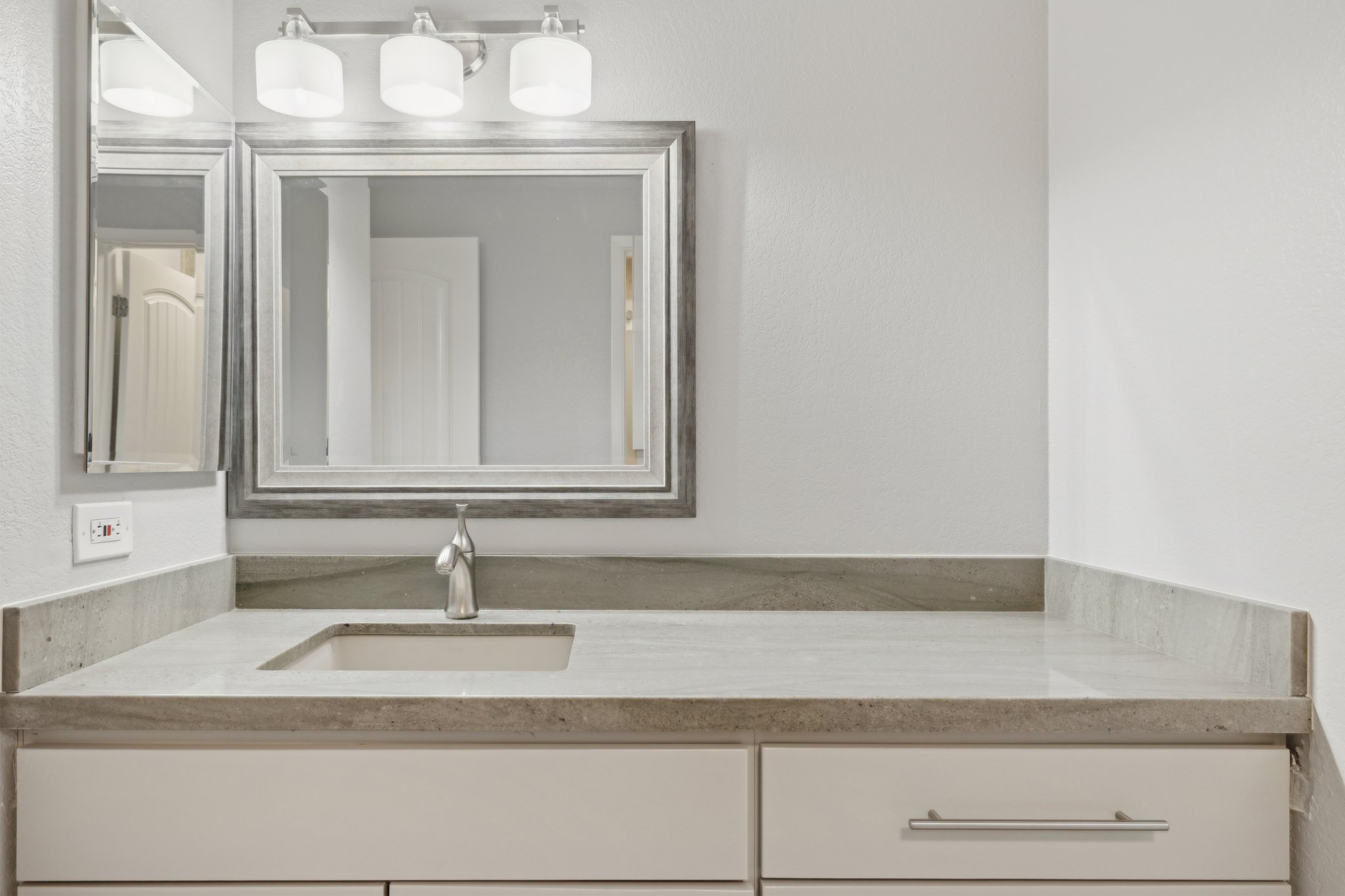 13415 N 92nd Way, Scottsdale, AZ 85260 - 003 (2).jpg