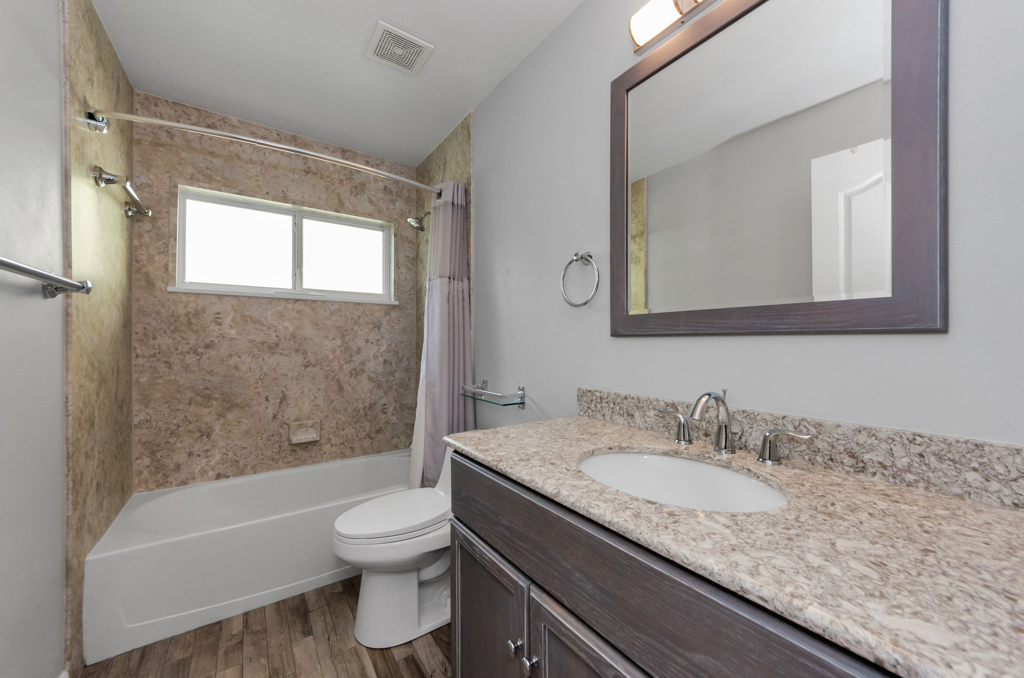 Bathroom 2a