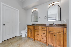 Master Bathroom 1a