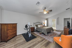 Master Bedroom 1c