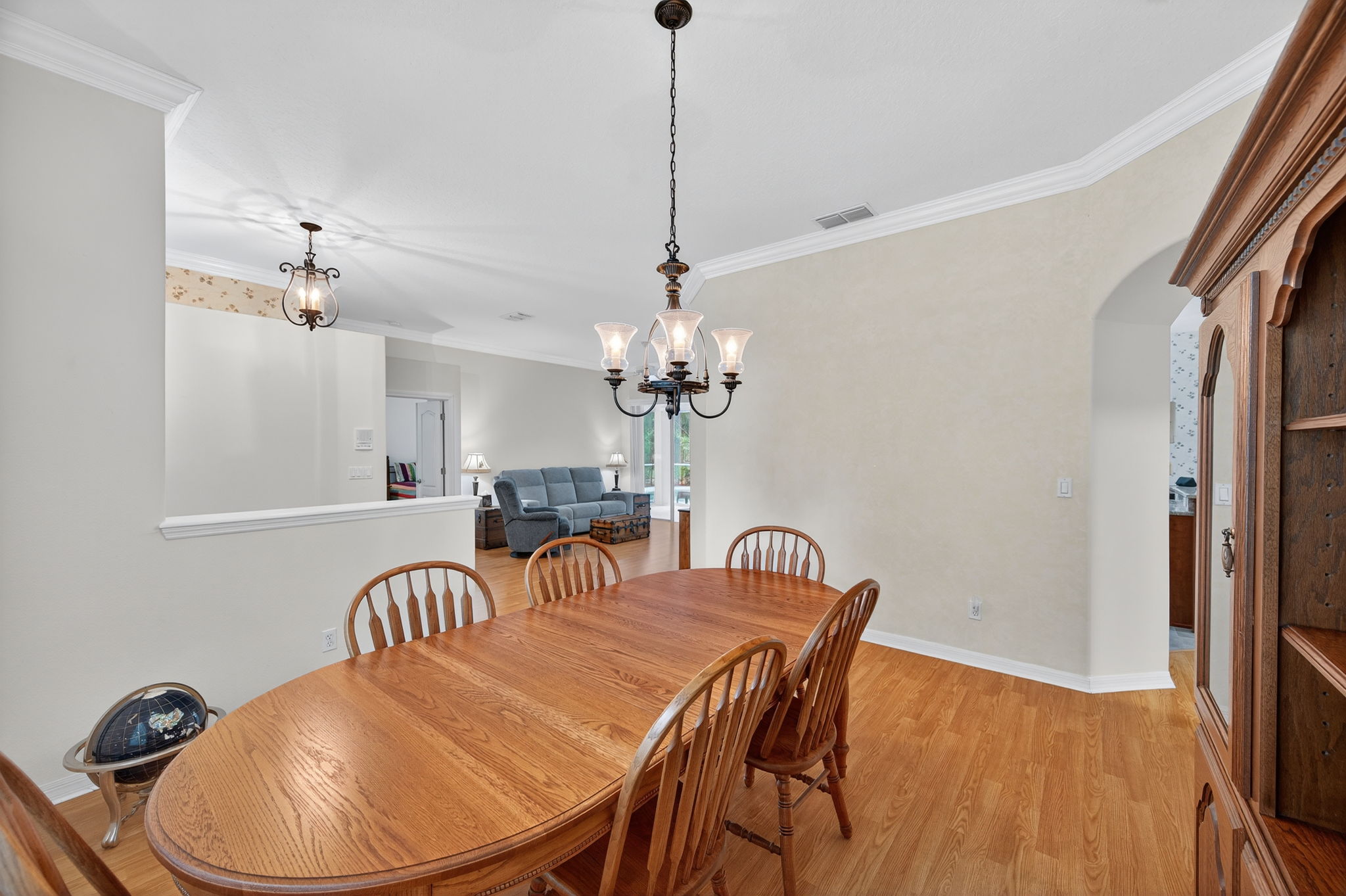 Interiors (5)