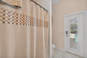 Interiors (37)