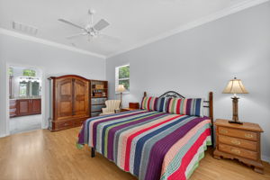 Interiors (40)