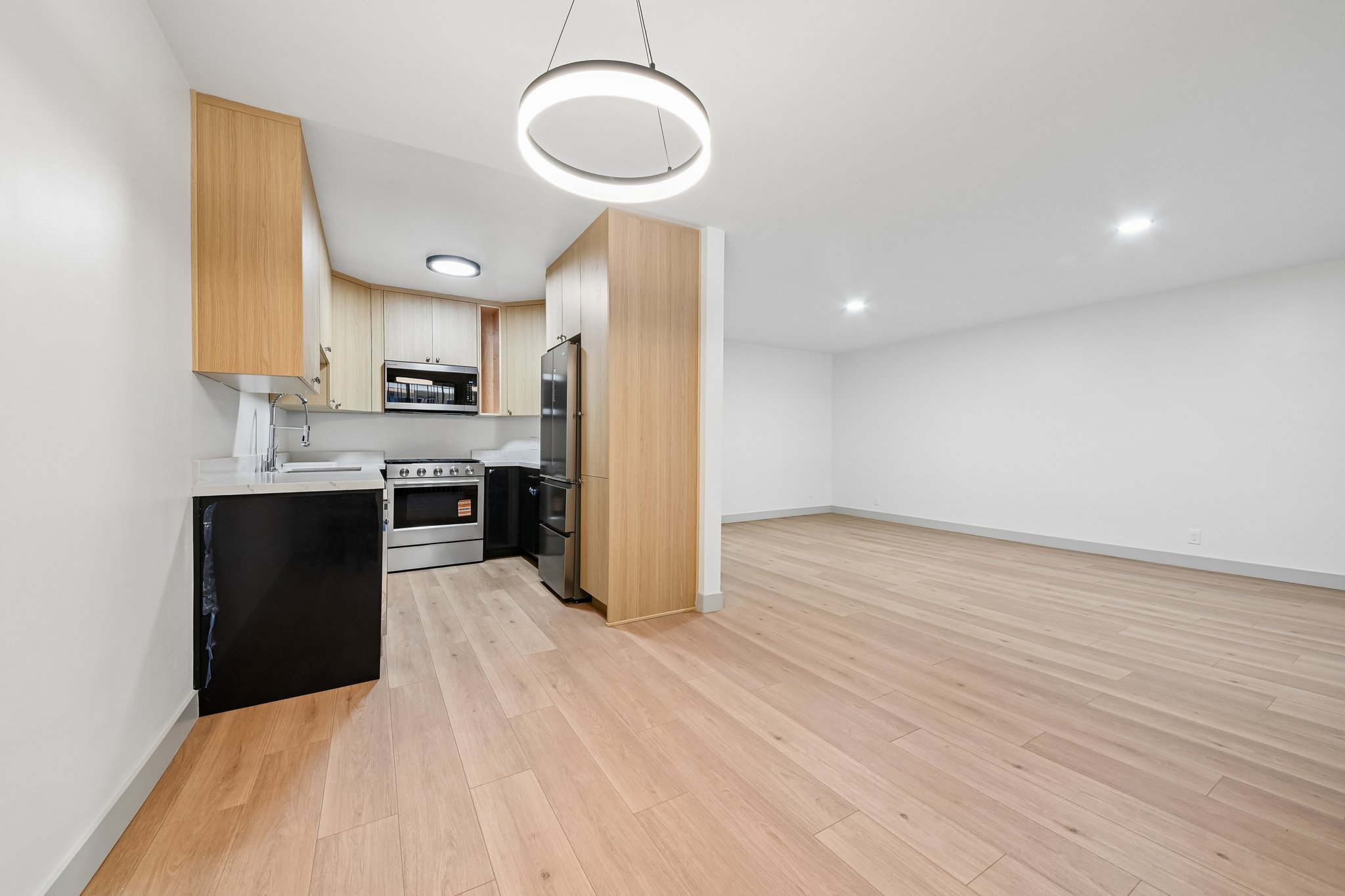1342 N Fuller Ave Unit 103-S0805-008.jpg