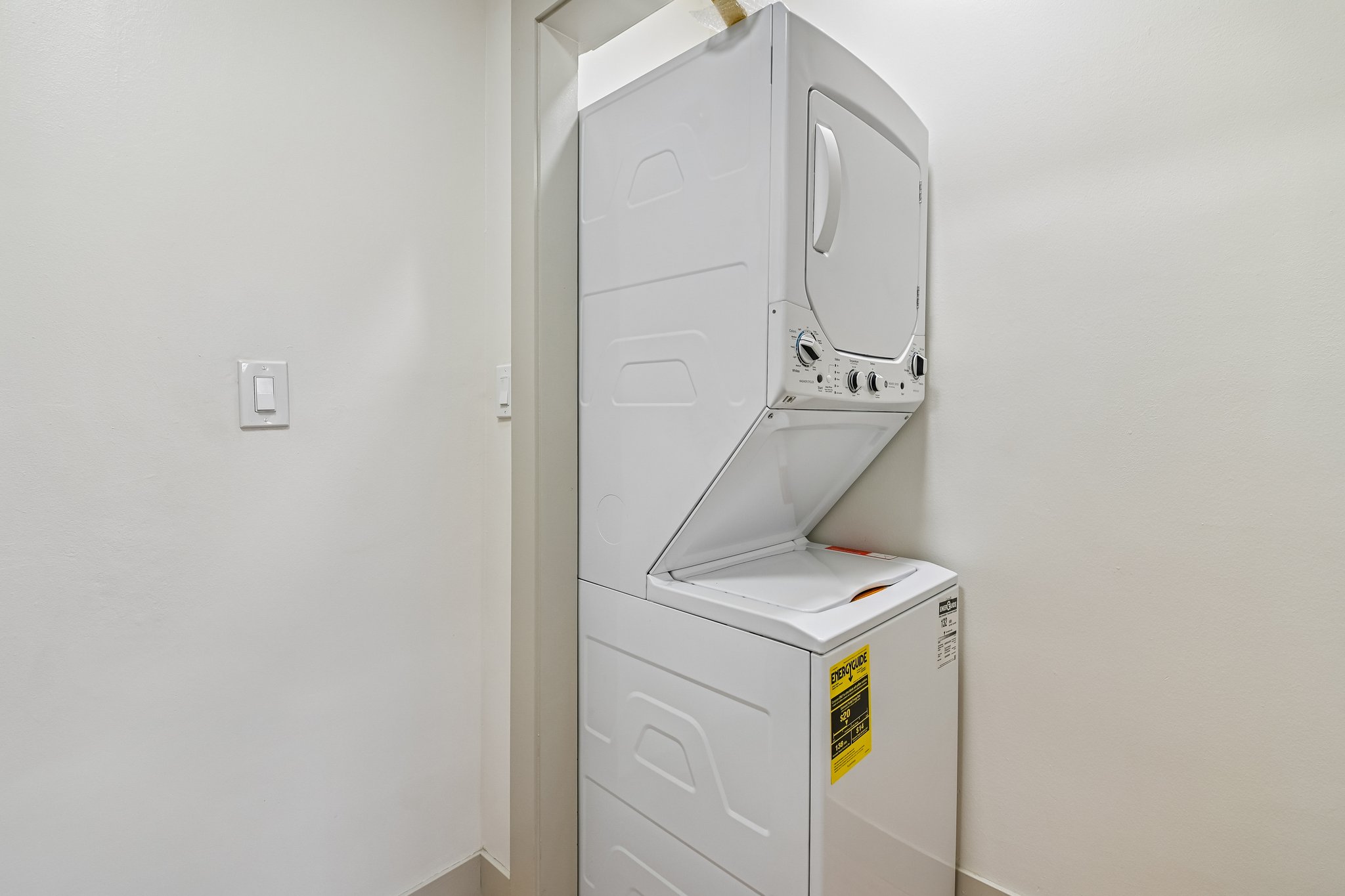 1342 N Fuller Ave Unit 103-S0805-017.jpg