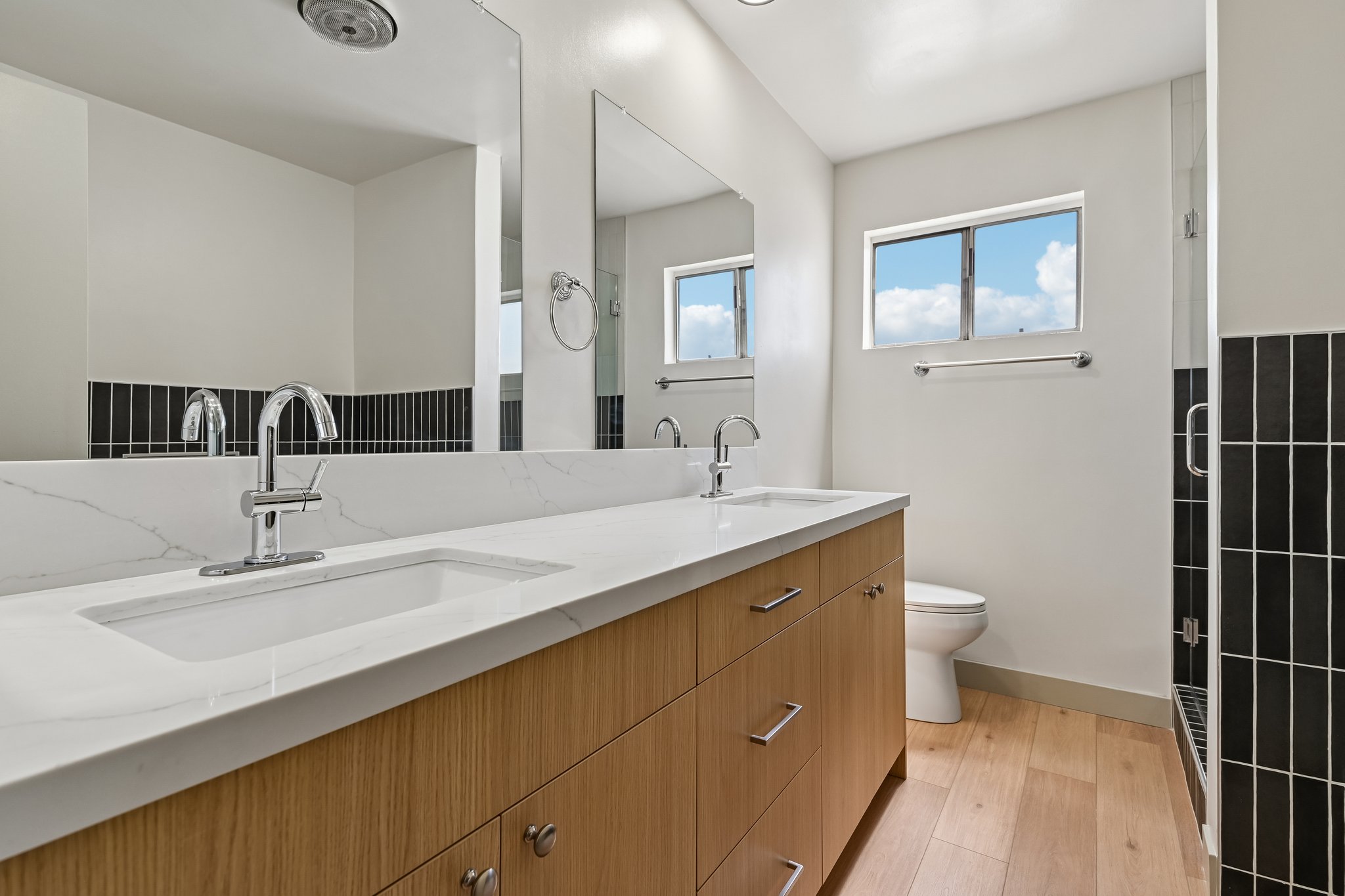 1342 N Fuller Ave Unit 203-S0805-013.jpg