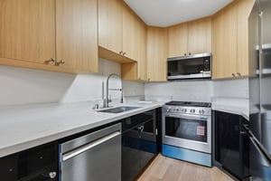 1342 N Fuller Ave Unit 303-S0805-010.jpg