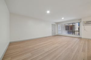 1342 N Fuller Ave Unit 203-S0805-006.jpg