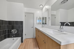 1342 N Fuller Ave Unit 203-S0805-014.jpg