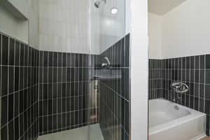 1342 N Fuller Ave Unit 203-S0805-015.jpg