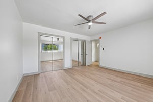 1342 N Fuller Ave Unit 203-S0805-019.jpg