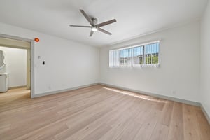 1342 N Fuller Ave Unit 203-S0805-020.jpg