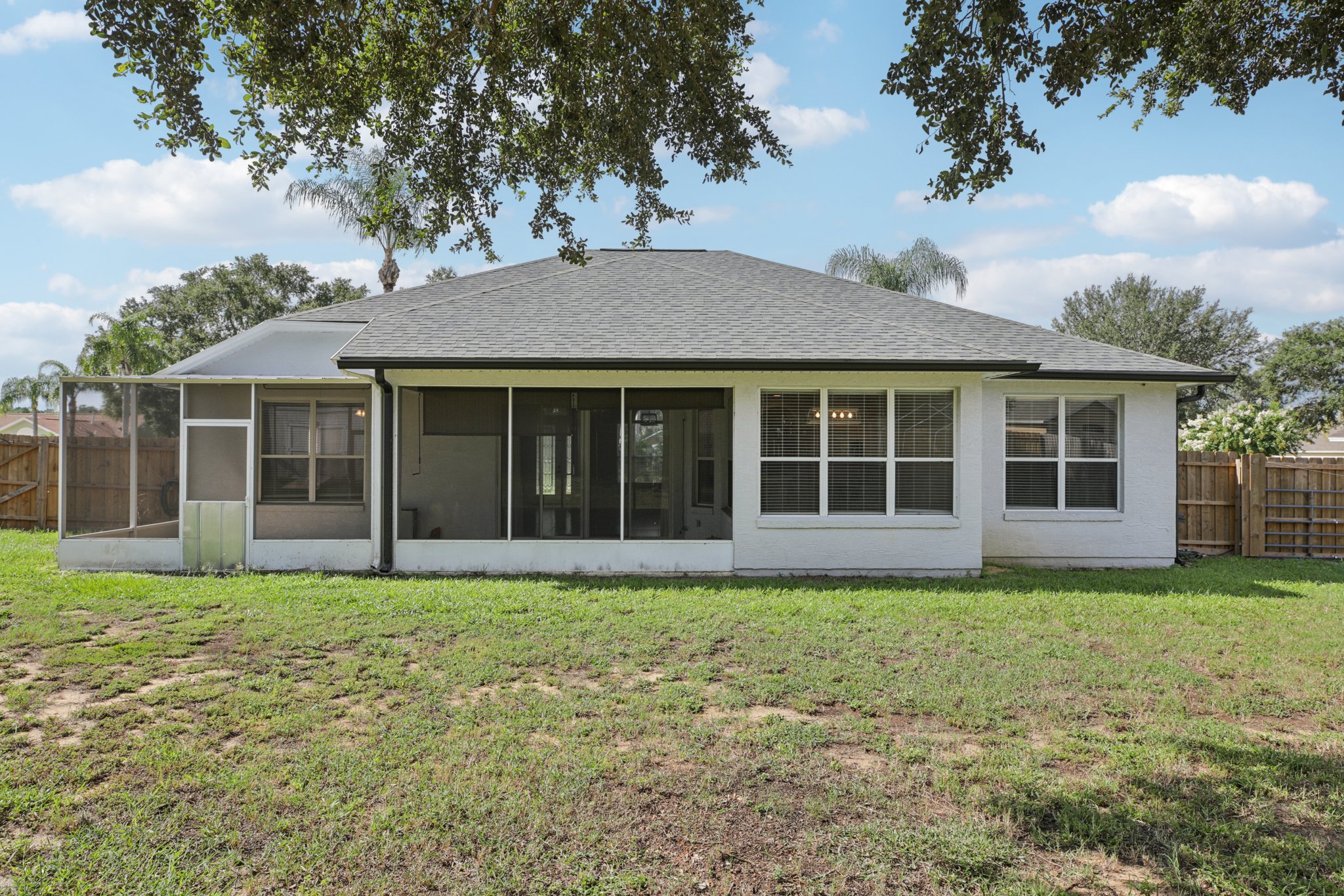 Biscayne Dr-S2508-039.jpg